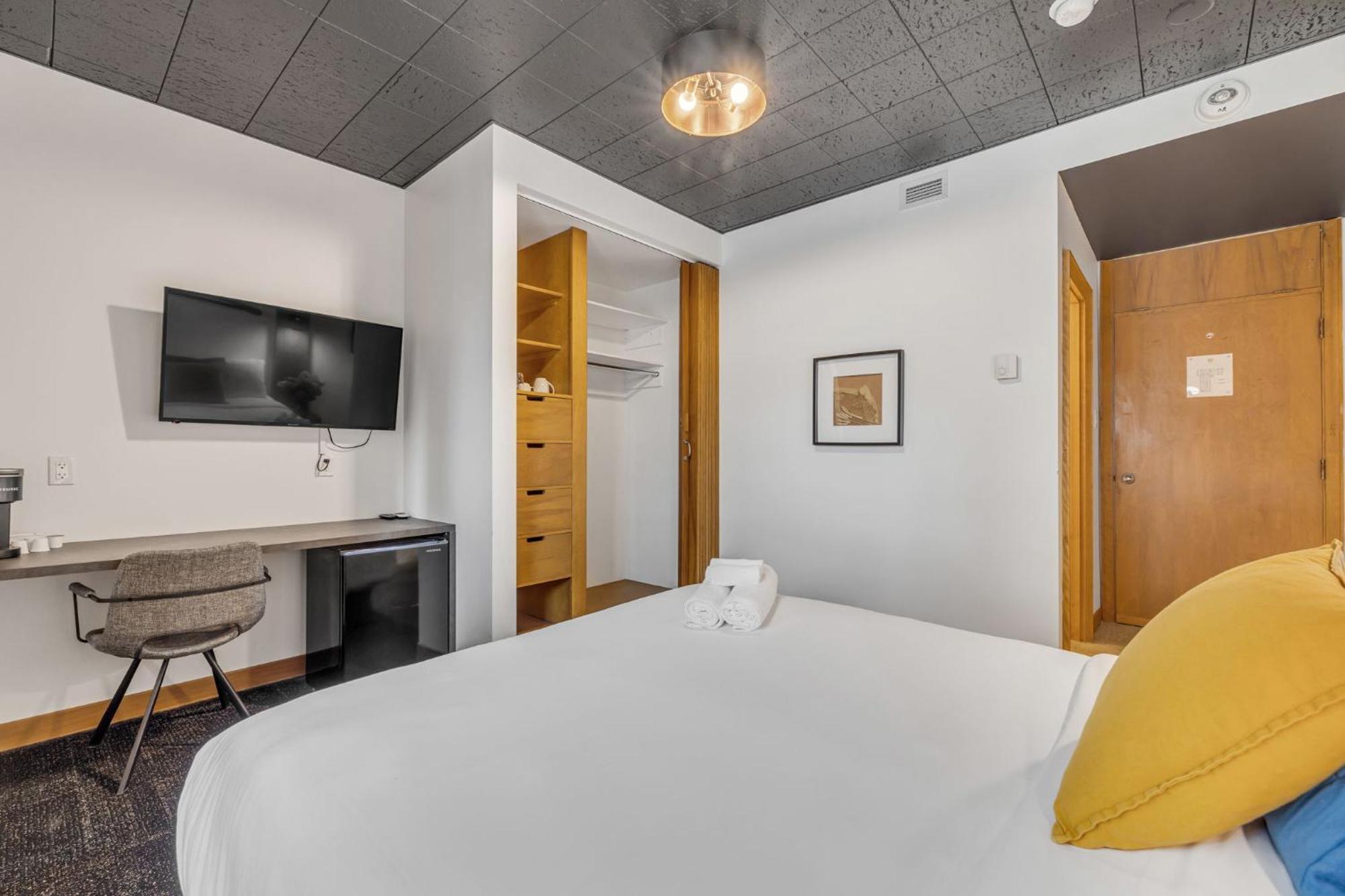 La Sainte Paix Apartment Quebec City Bagian luar foto