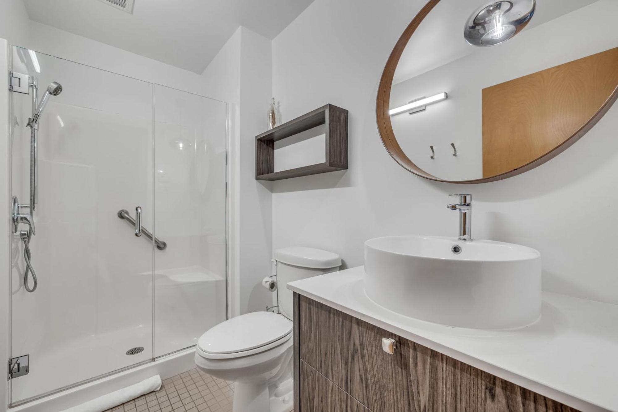 La Sainte Paix Apartment Quebec City Bagian luar foto