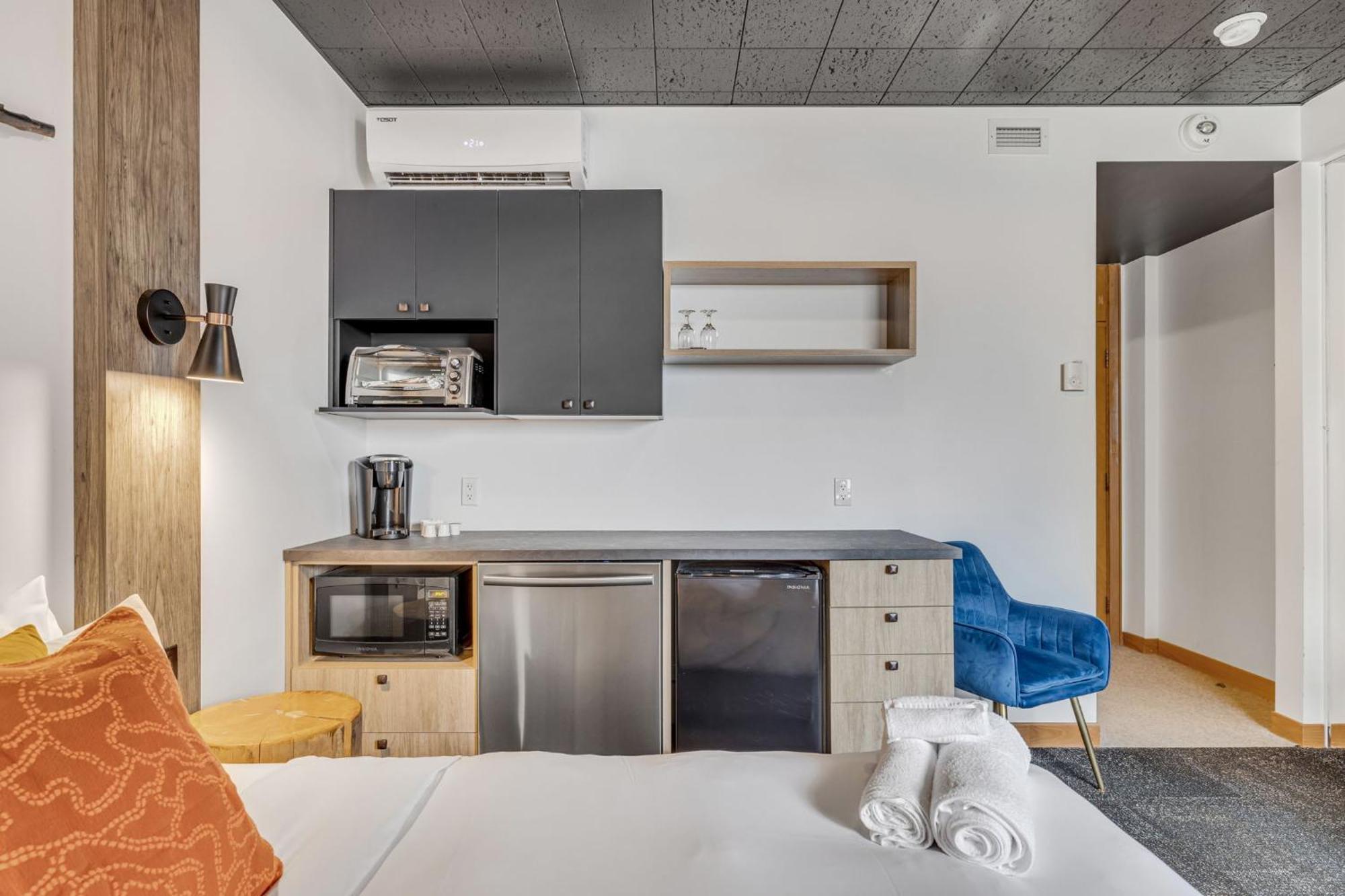 La Sainte Paix Apartment Quebec City Bagian luar foto